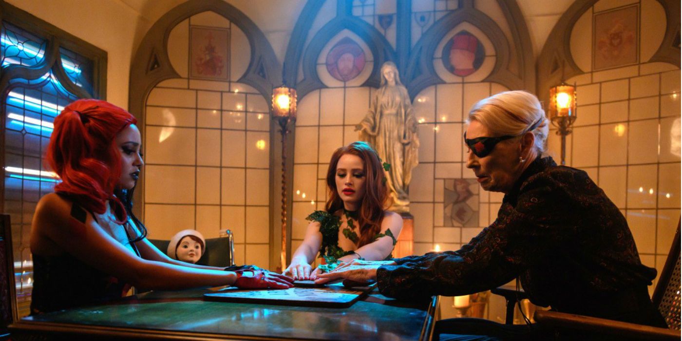 Cheryl and Toni hold a seance in Riverdale
