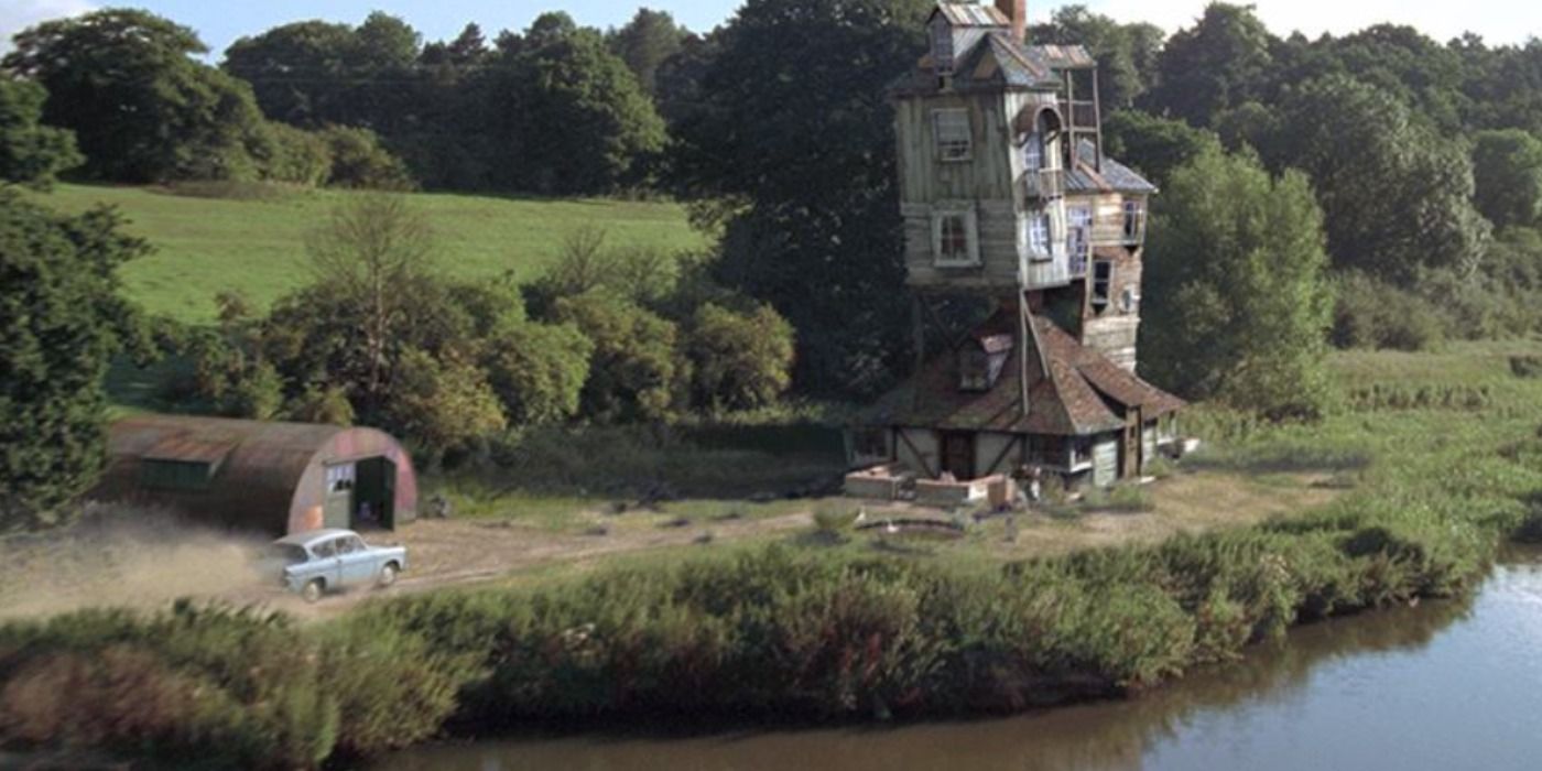 An image of The Burrow in Harry Potter 