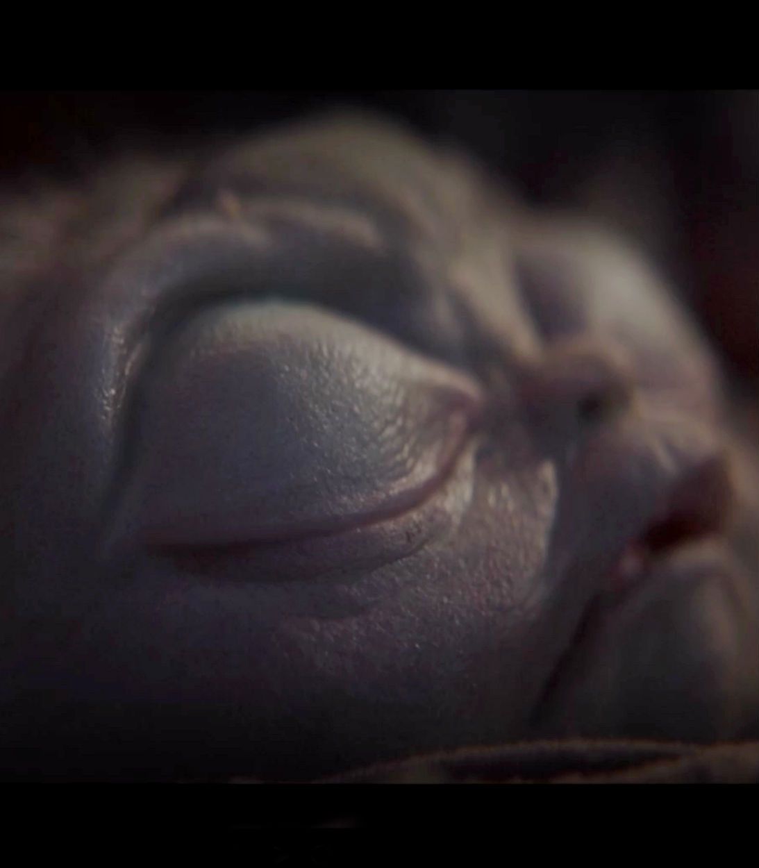 The Mandalorian Baby Yoda Vertical
