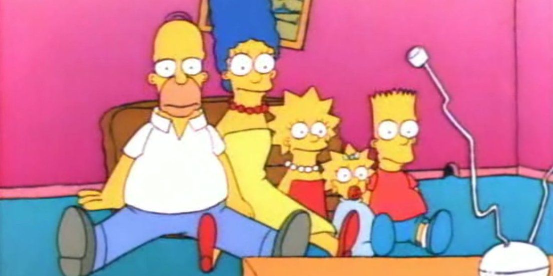 Simpsons family in season 1 watching TV