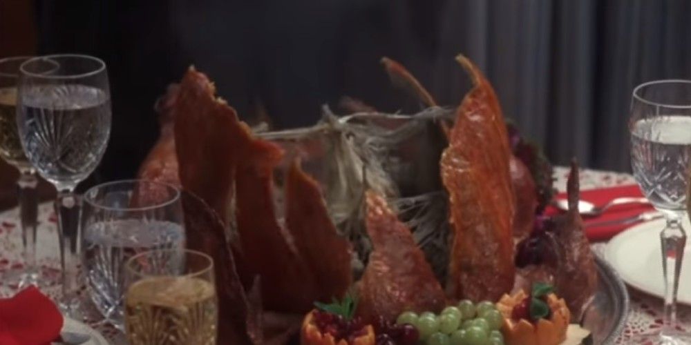A very dry turkey on a table in Christmas Vacation movie