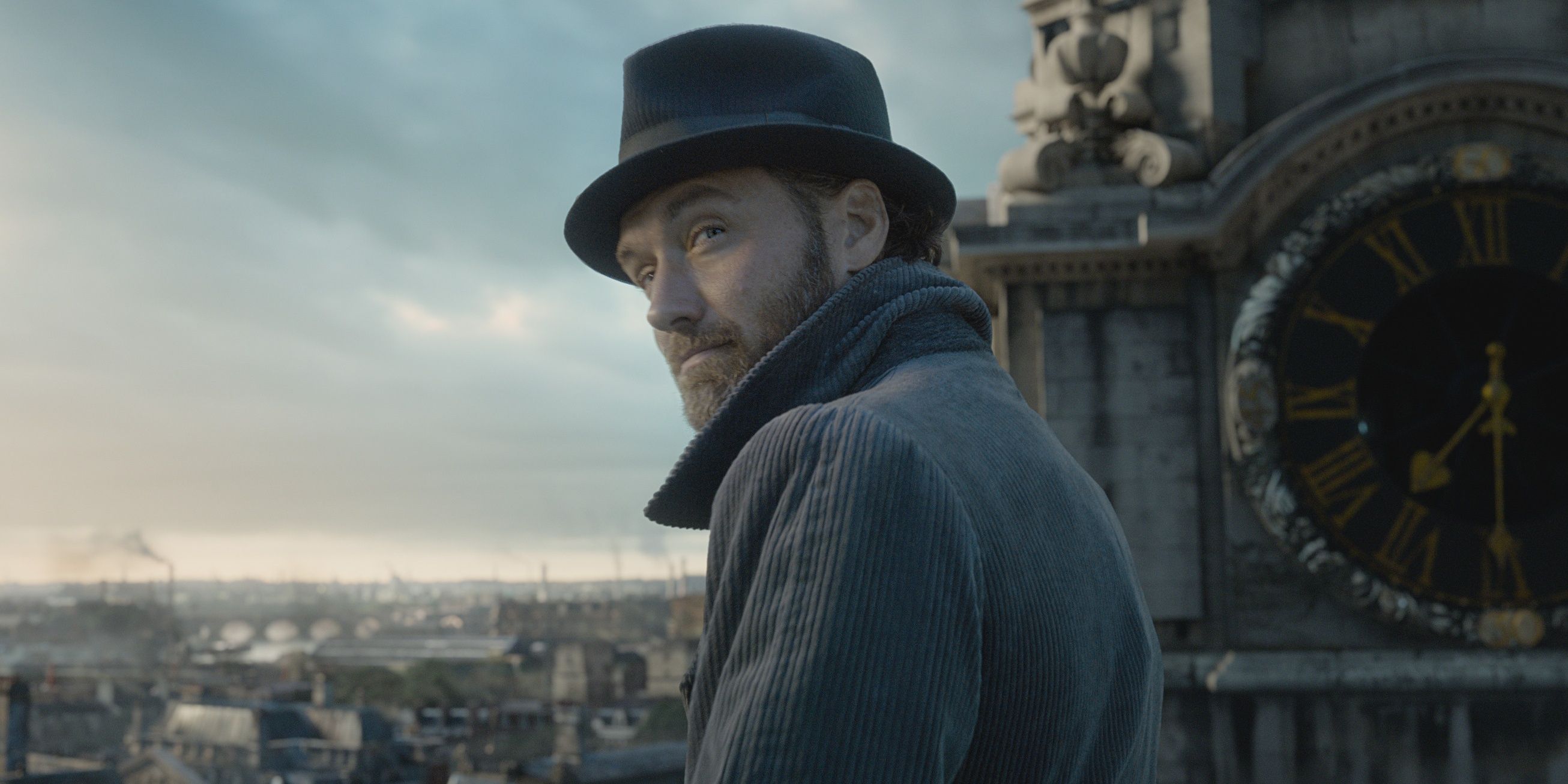 crimes-of-grindelwald-dumbledore Cropped