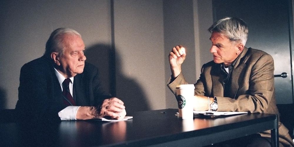 Yost and Gibbs talk in the interrogation room in NCIS