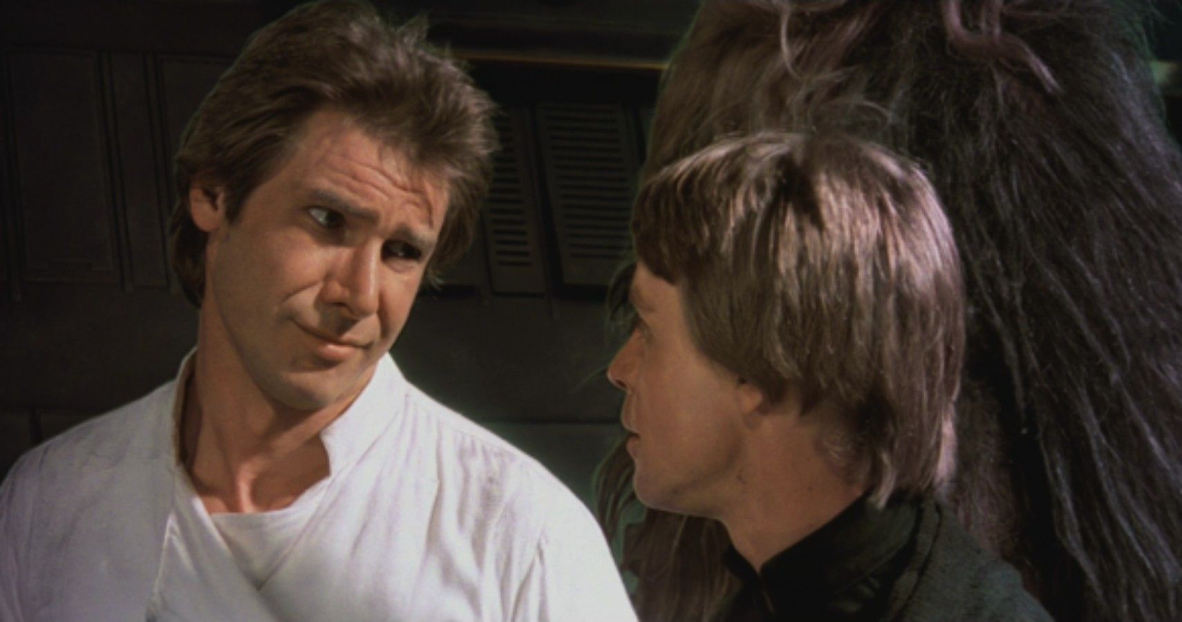 Han Solo talks to Luke on Tatooine in Return of the Jedi