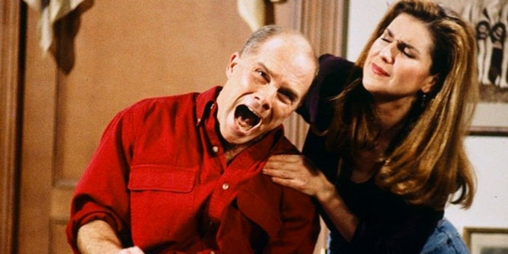 Roz throttles Bulldog in Frasier