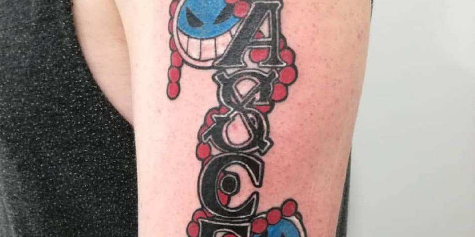 10 One Piece Tattoos Only True Fans Will Understand Screenrant 10 One Piece Tattoos Only True Fans Will Understand Screenrant