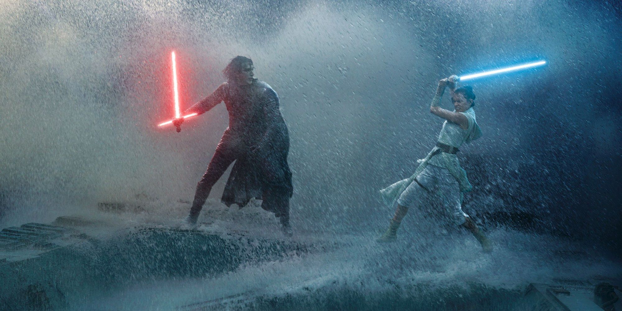 Adam Driver and Daisy Ridley in Star Wars: The Rise of Skywalker