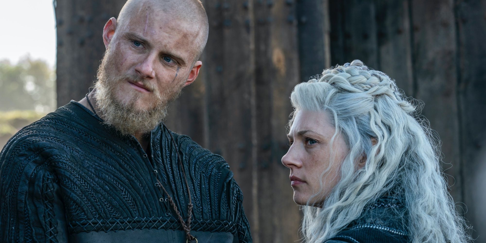 Alexander Ludwig and Katheryn Winnick in Vikings Season 6