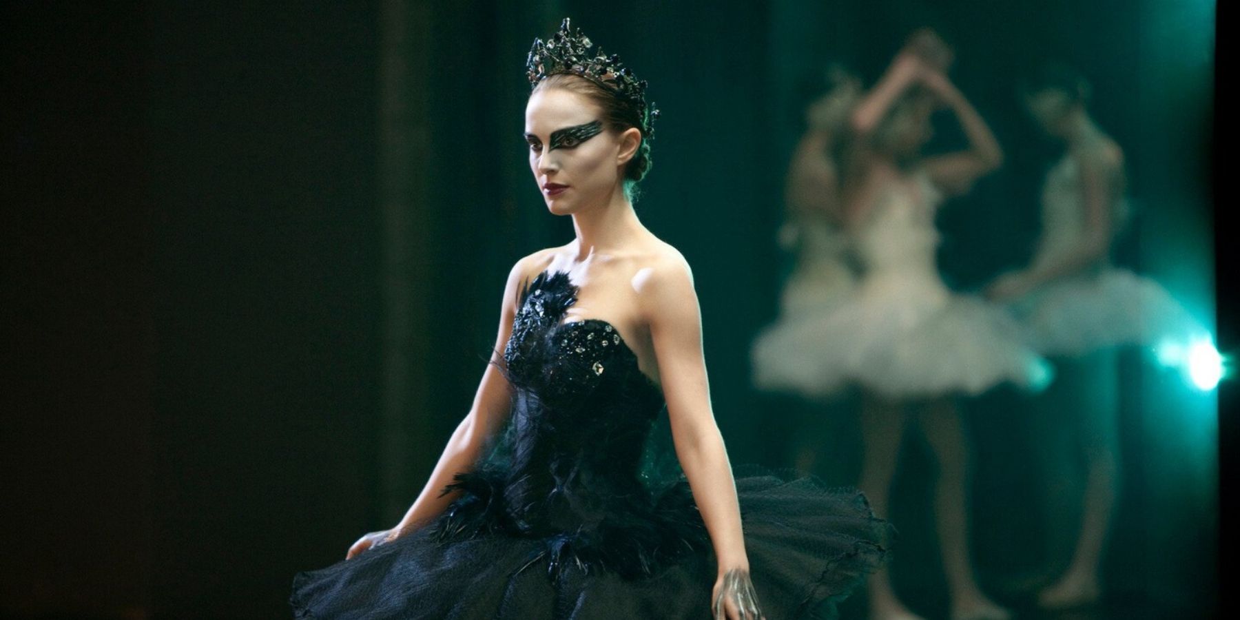 Nina is the black swan in Black Swan