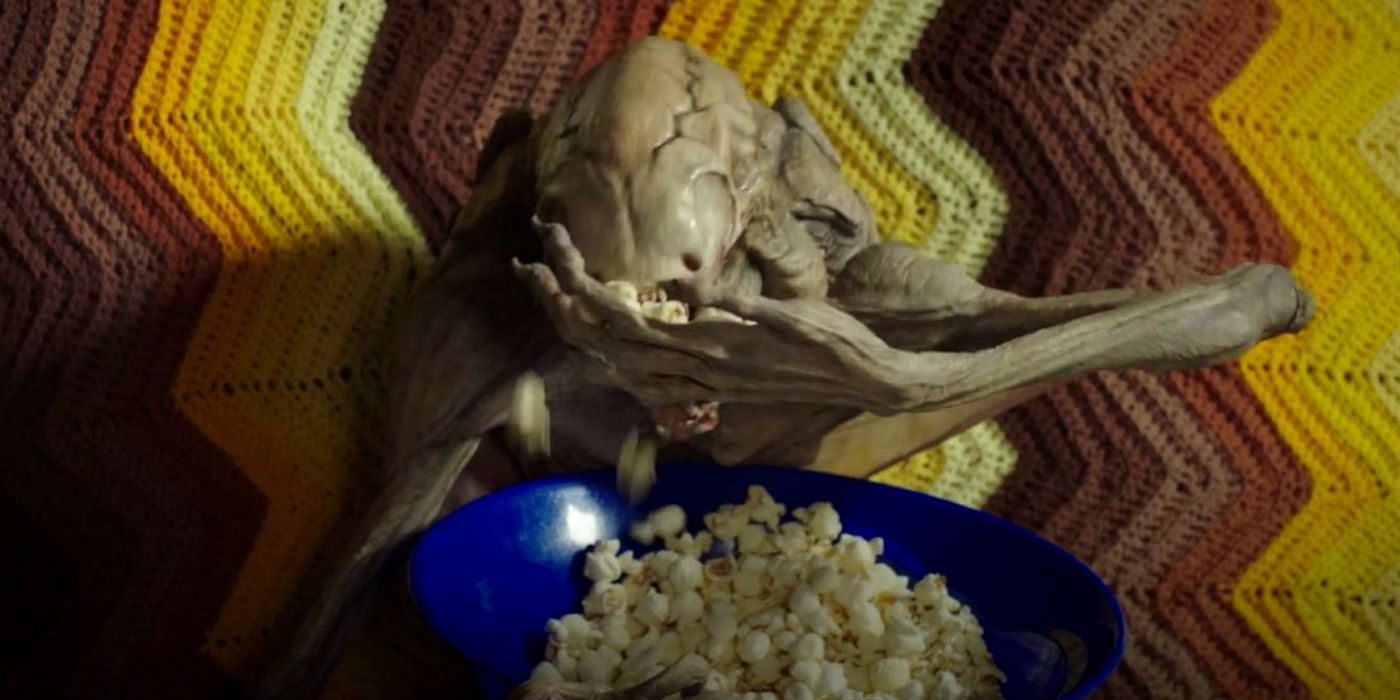 Bob Creepshow eating popcorn