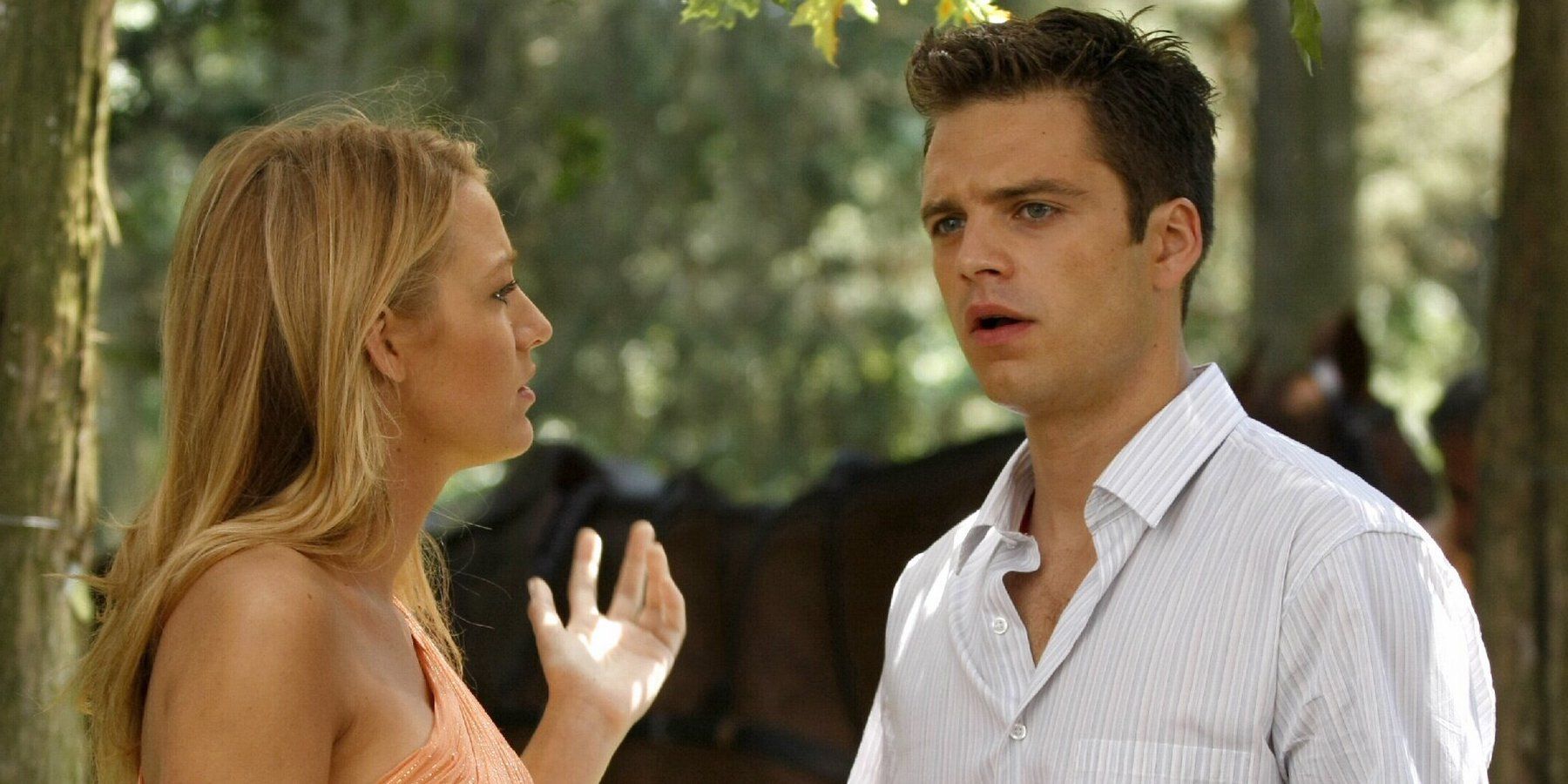 Carter Baizen e Serena van der Woodsen conversando em Gossip Girl