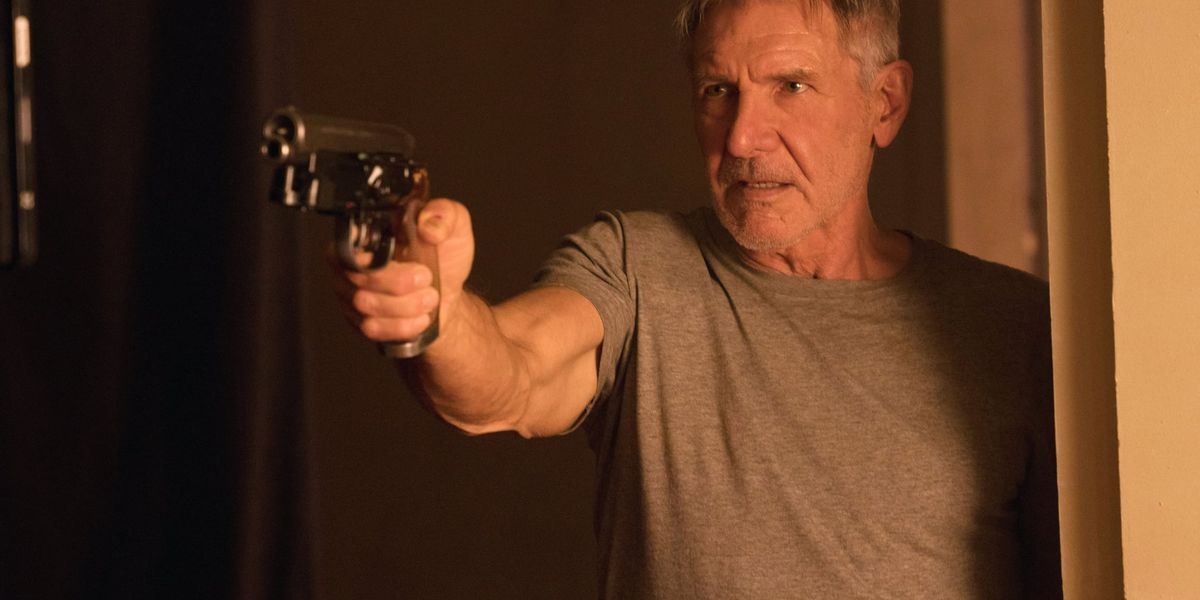 Deckard and his gun in Blade Runner 2049