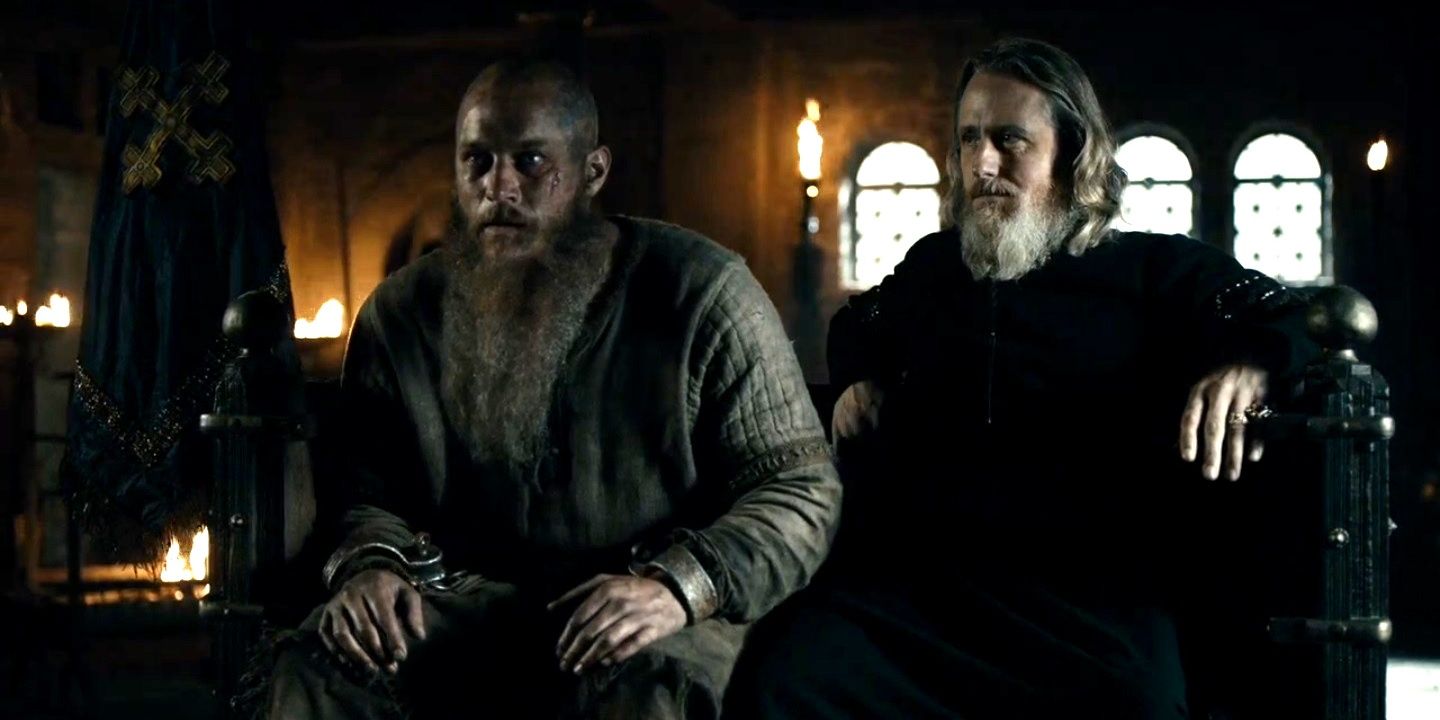 Ragnar and King Ecbert argue about the importance of the gods in Vikings