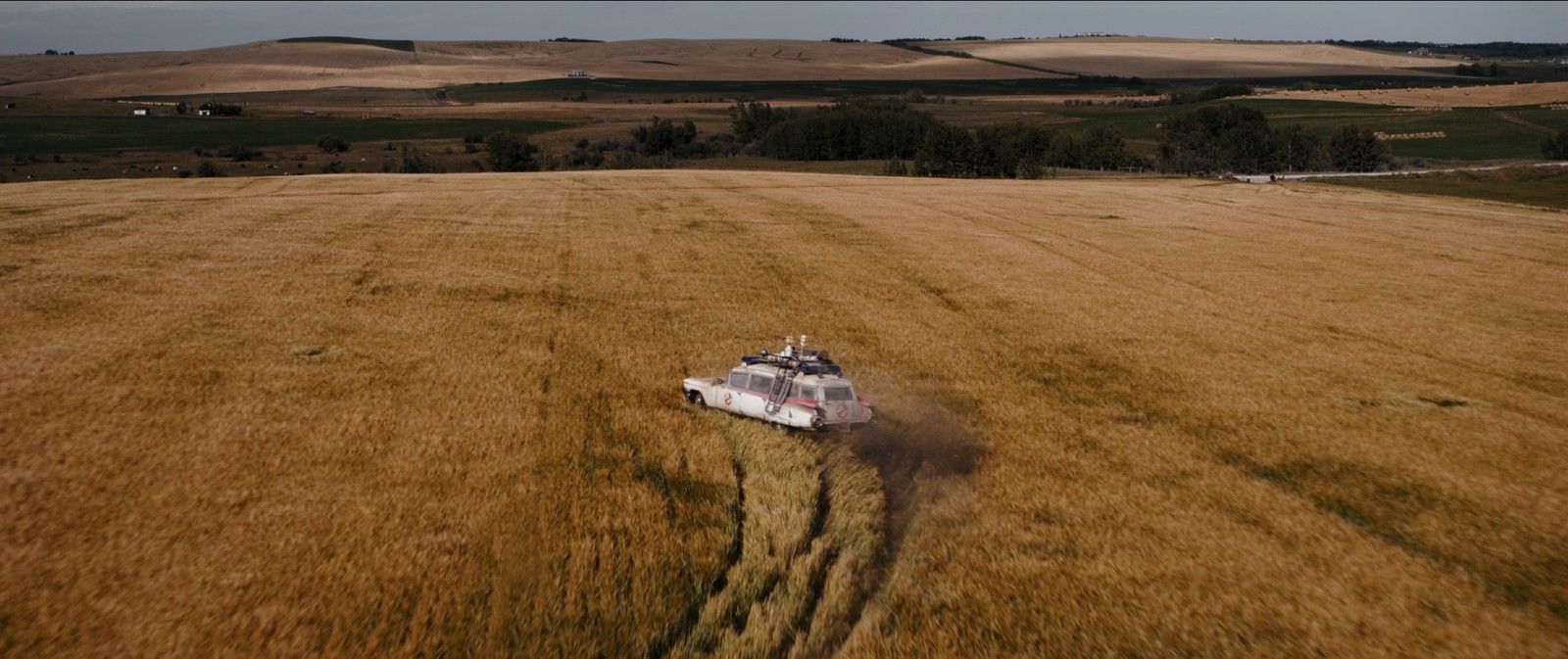 Ecto-1 in Ghostbusters Afterlife