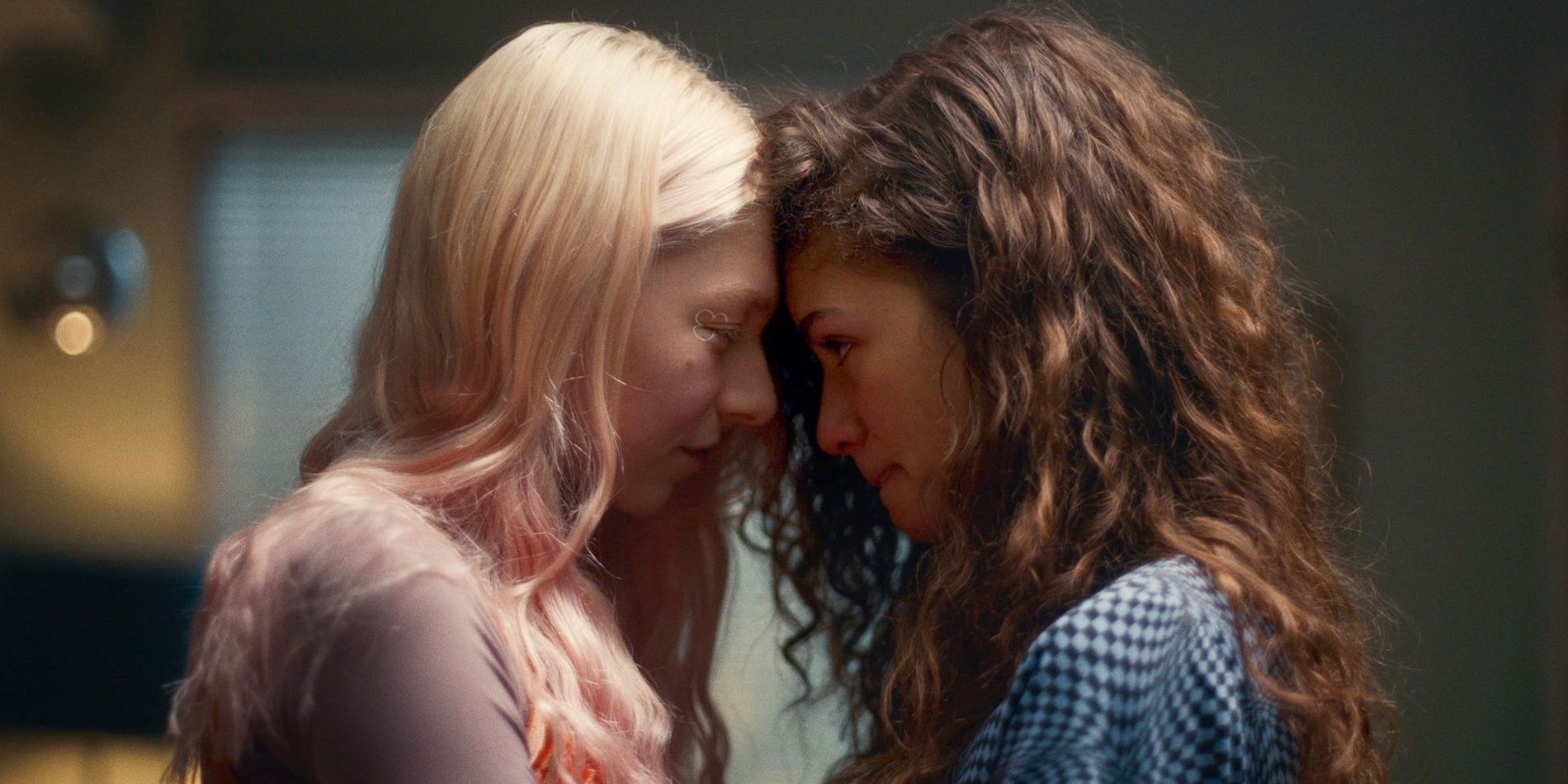 Rue and Jules press their foreheads together in Euphoria