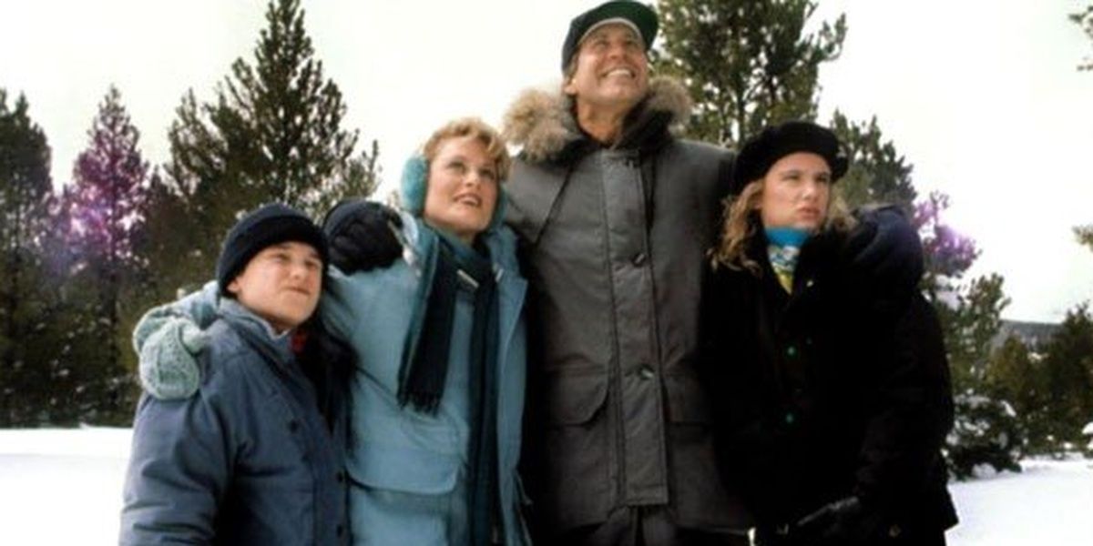 Griswold family in Christmas Vacation beginning