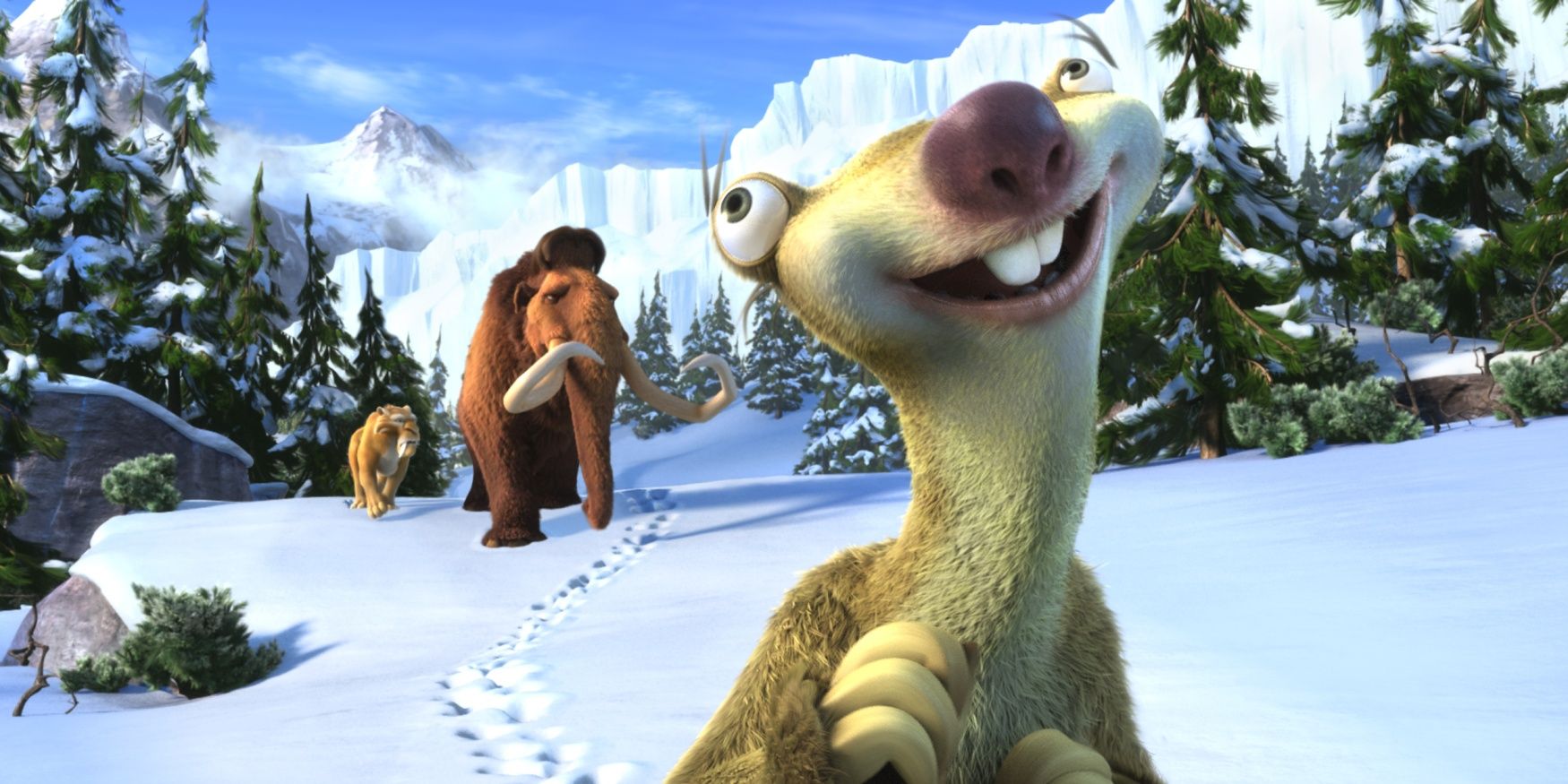 Sid en primer plano, con Manny y Diego al fondo caminando por la nieve en la Edad del Hielo.