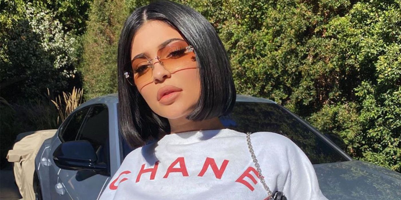 Kylie Jenner is offering one of her 135M Instagram followers the chance to  win handbags and cash