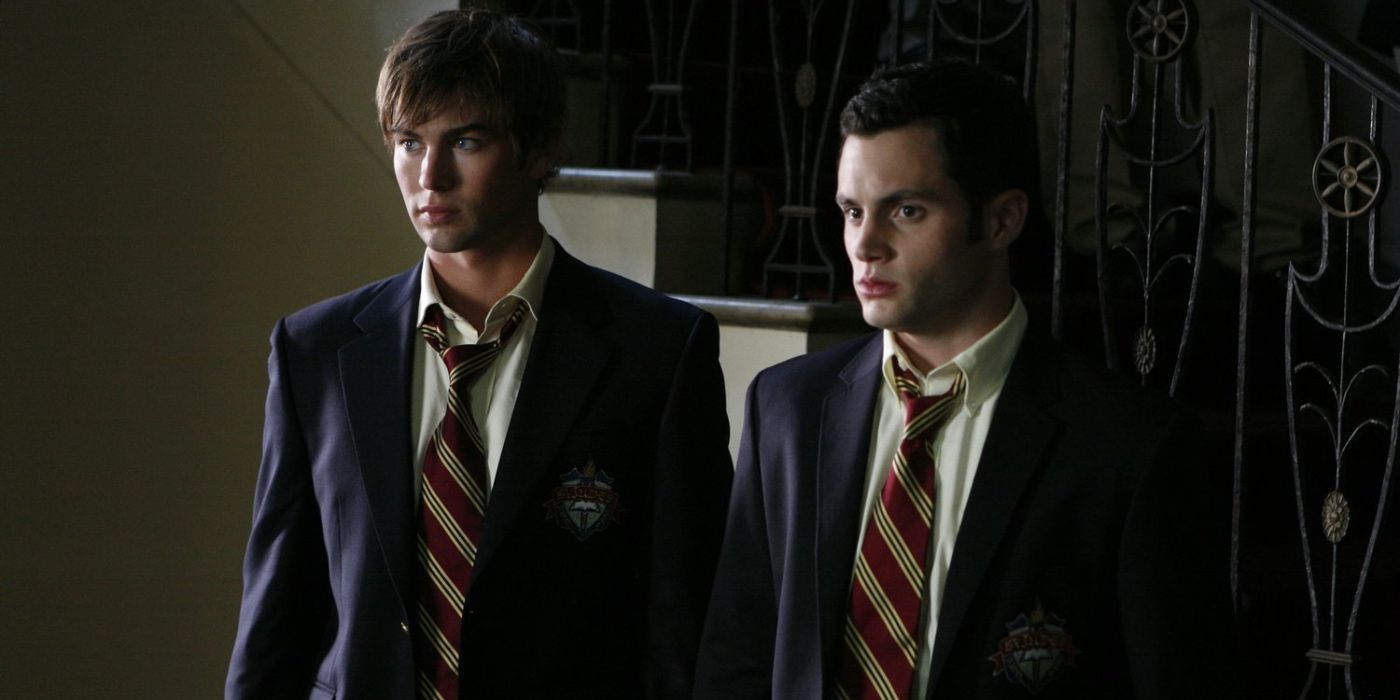 Dan and Nate stand side by side with school uniforms on in Gossip Girl.