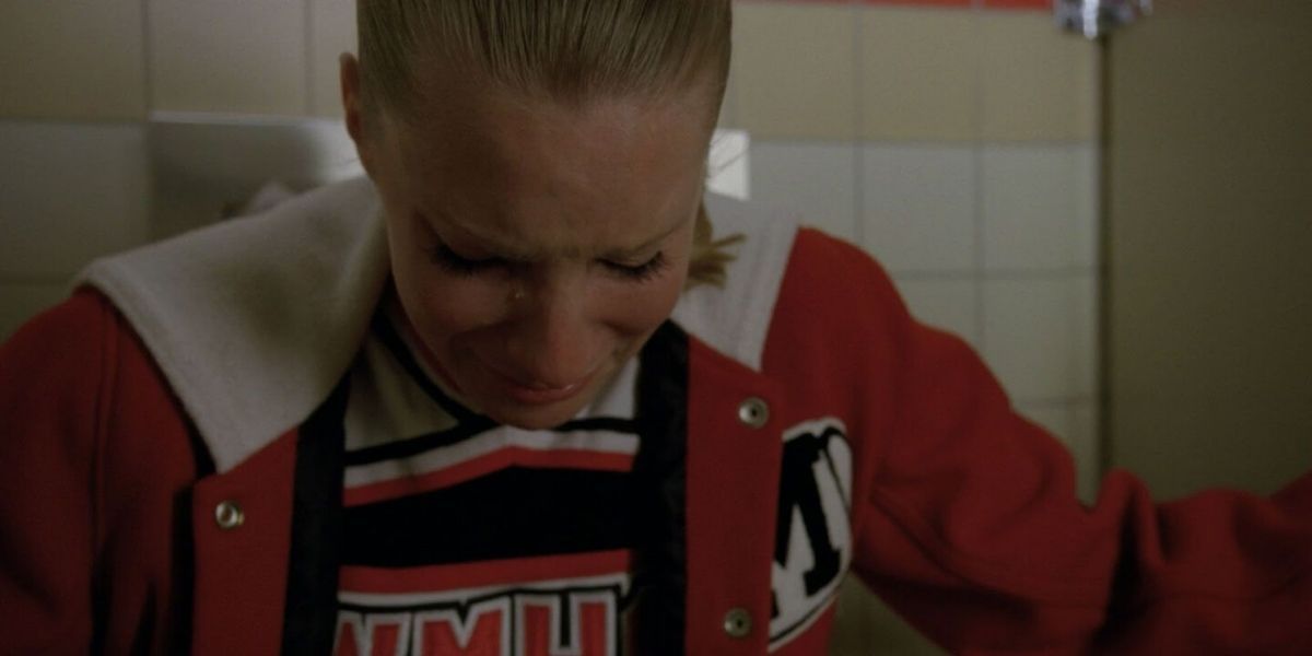 Brittany crying in a bathroom on Glee.