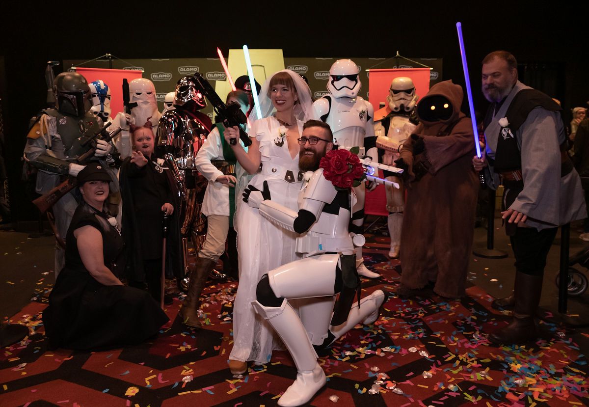 Star Wars fans Andy and Wendee get married a screening of Star Wars: The Rise of Skywalker