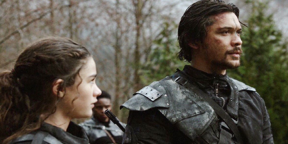 The 100 The 5 Worst Things Clarke Did To Bellamy (& 5 Worst He Did To Her)
