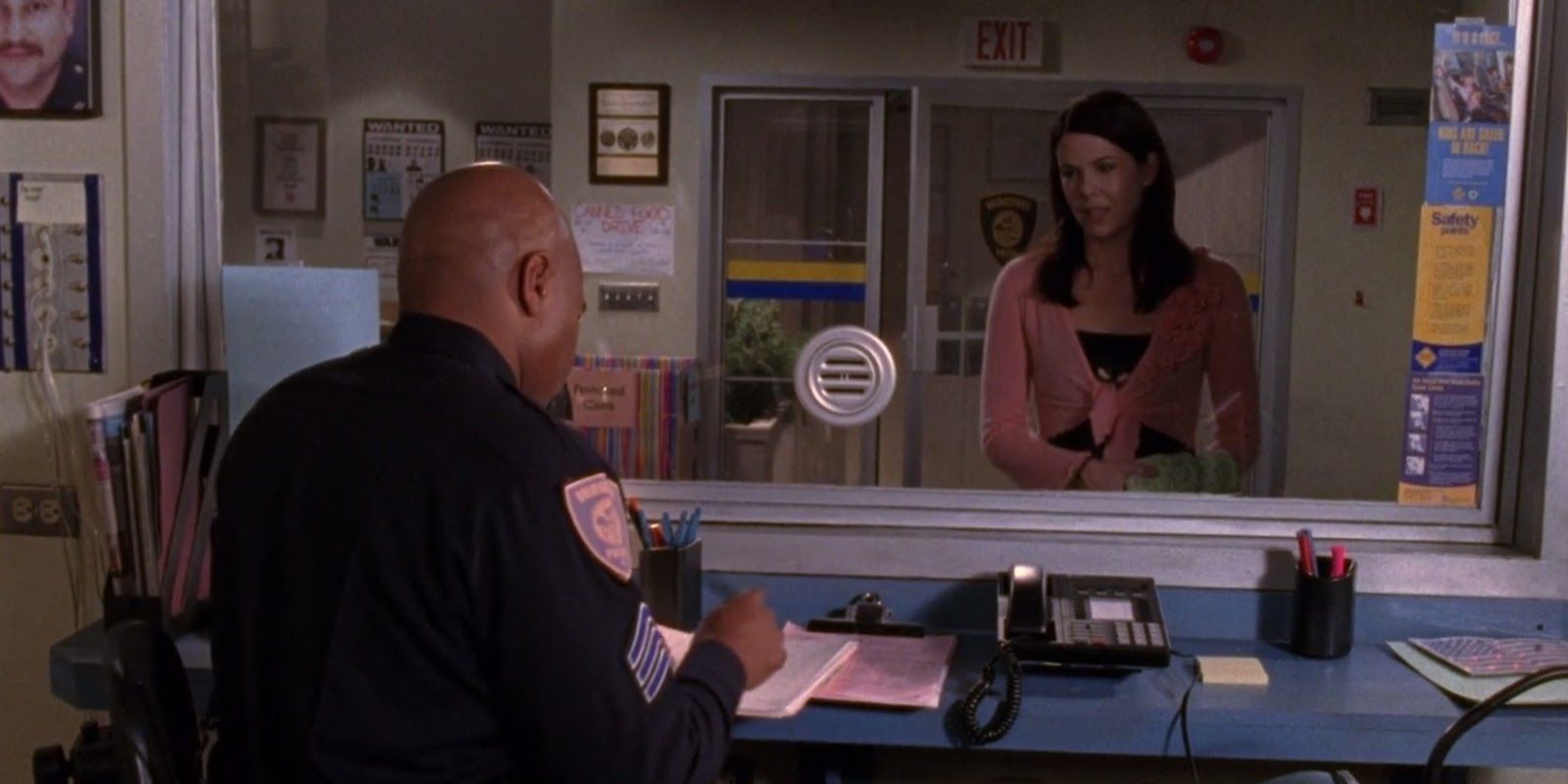 The Gilmore Girls-Lorelai-Rory in Jail-10 Worst Things Gilmore Girls Did to Each Other