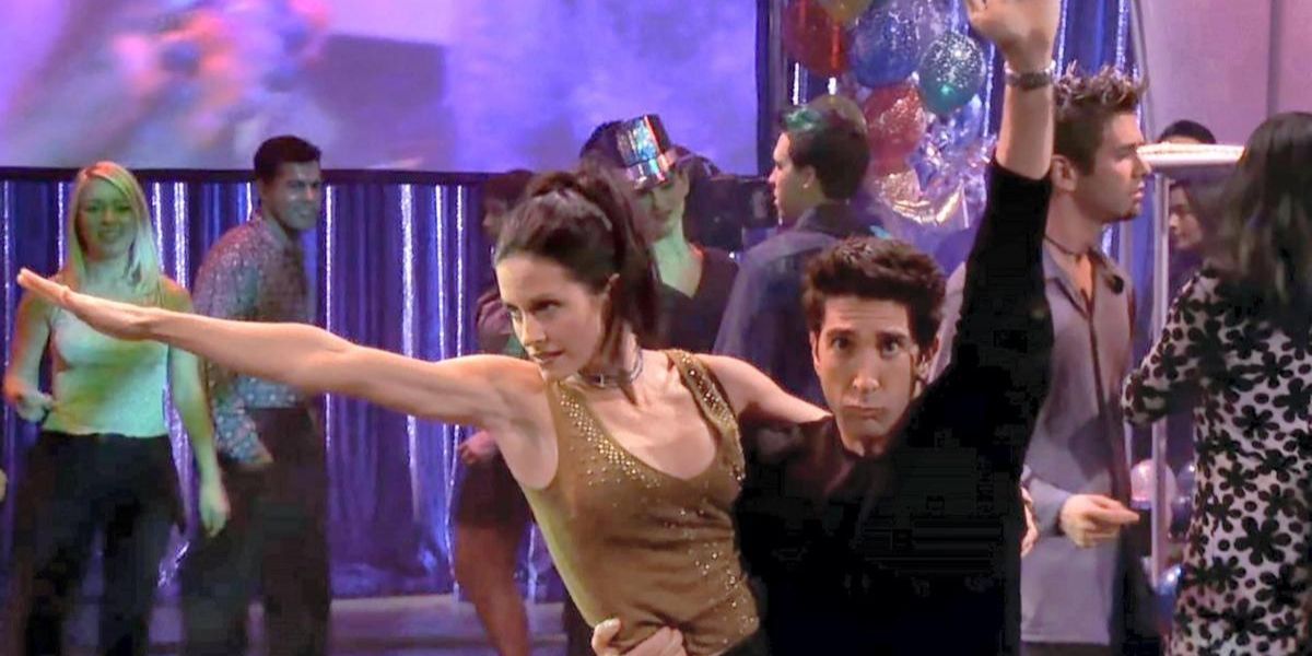 Friends: 10 Funniest Dances By The Main Characters, Ranked