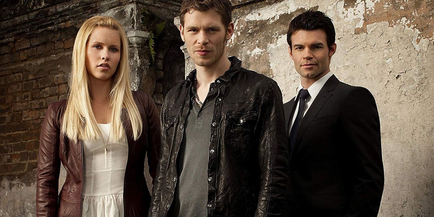 Rebekah, Klaus and Elijah standing together for The Vampire Diaries