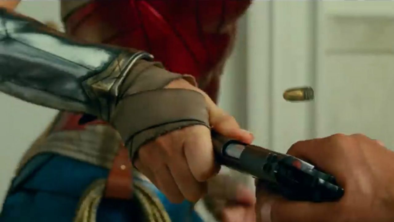 Wonder Woman 1984 Grabs Gun