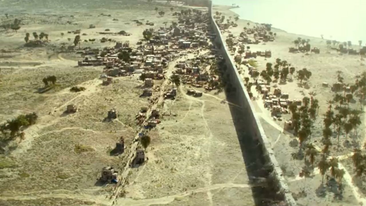 Wonder Woman 1984 Wall Collapses