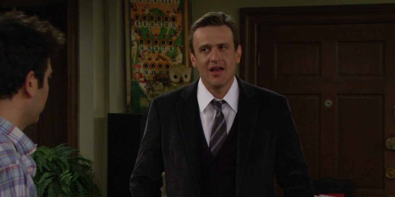 Marshall Eriksen in Ted's apartment in How I Met Your Mother.