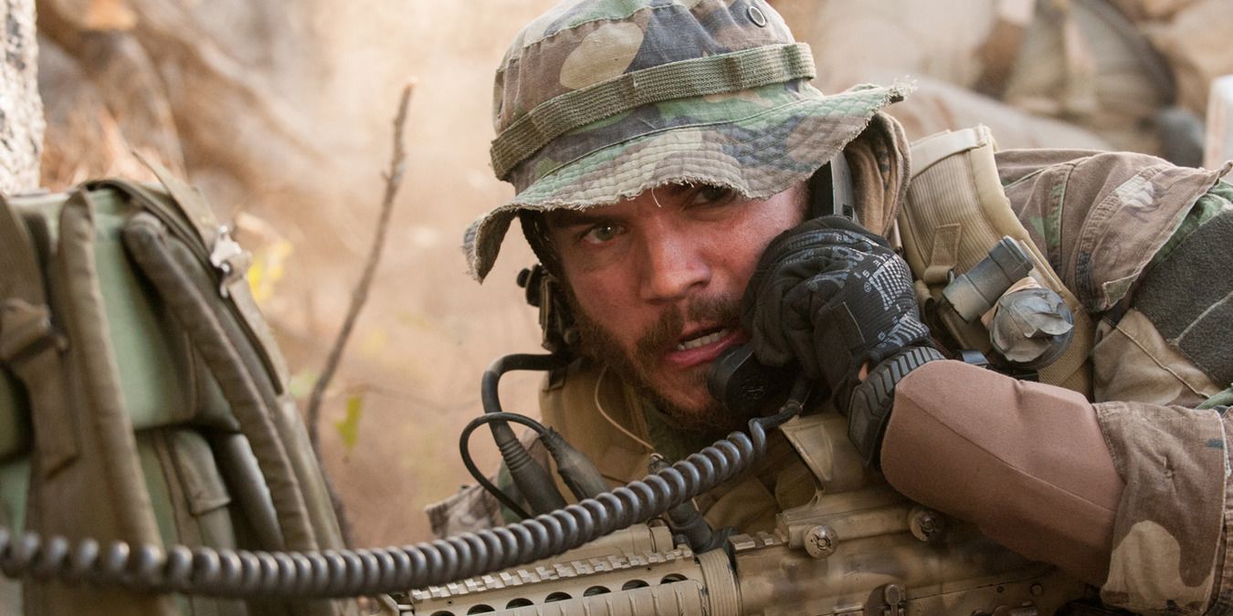 Murphy tries to contact the base in Lone Survivor