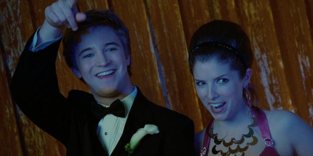 Jessica Stanley and Mike Newton at prom from the Twilight Saga.