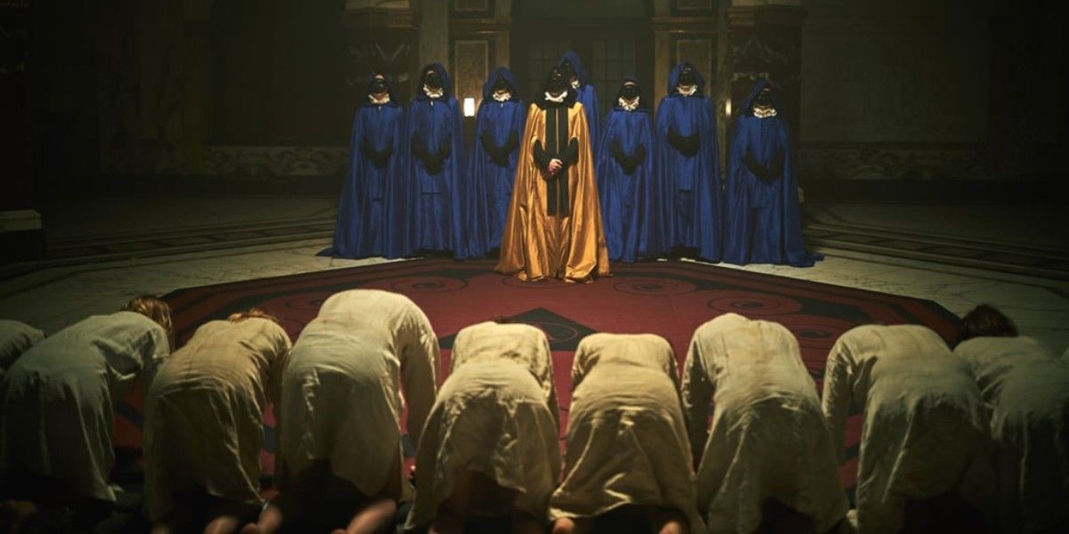 The initiates bowing in Ares Season 1