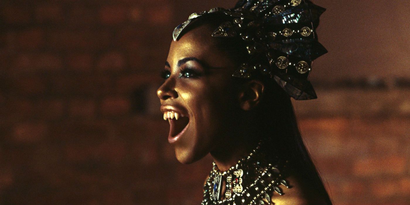 Aaliyah sebagai Akasha di Queen of the Damned