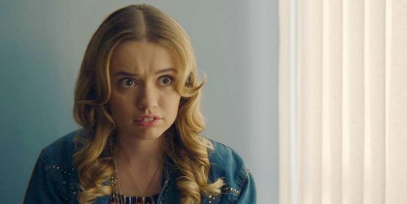 Aimee Lou Wood looking concerned in Sex Education season 4