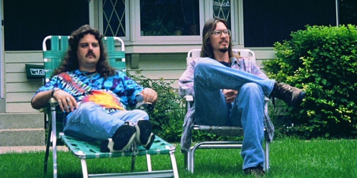 Mark and Mike sit in lawn chairs from American Movie