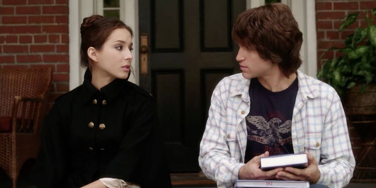 Spencer and Toby talking on Pretty Little Liars