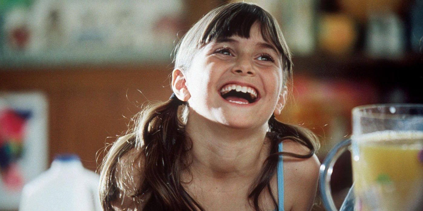 Sarah laughing in Cheaper by the Dozen
