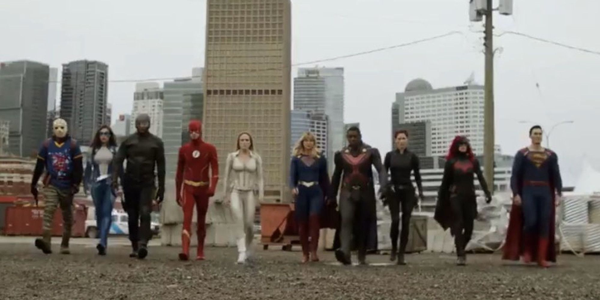 Crisis on Infinite Earths Part 5 Arrowverse Heroes Line-Up For Battle