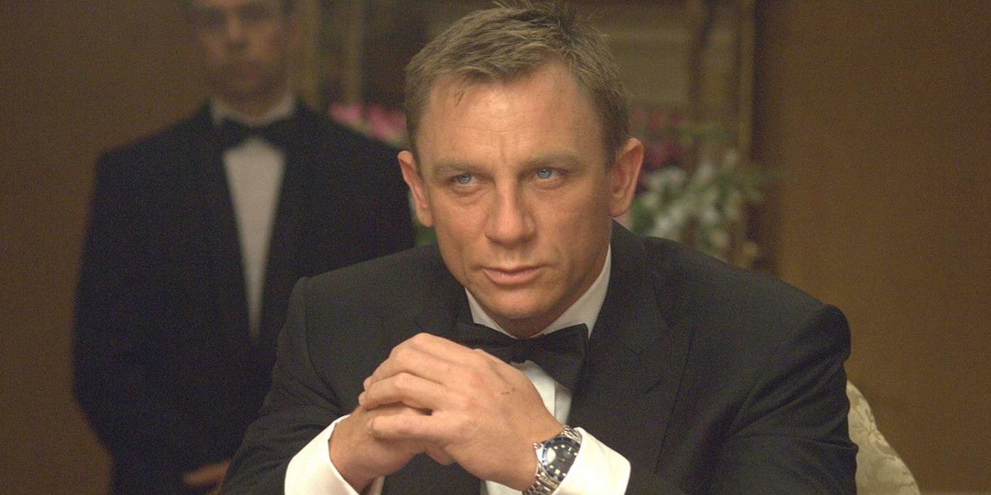 Daniel Craig drinks non-alcoholic beer in James Bond spot