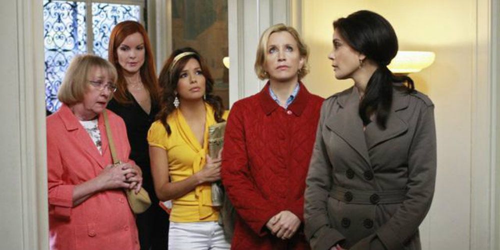 Mrs. McCluskey, Bree, Gaby, Lynette and Susan on Desperate Housewives