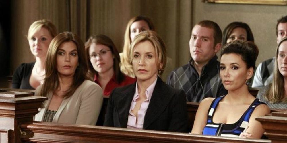 Susan, Lynette and Gaby sitting in court on Desperate Housewives
