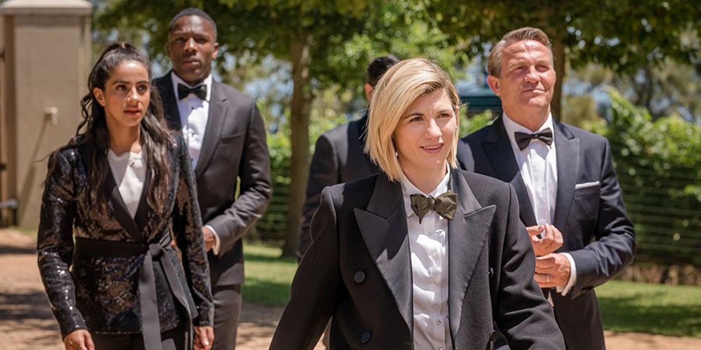 Thirteenth Doctor walking with the team in Doctor Who Spyfall Part 1