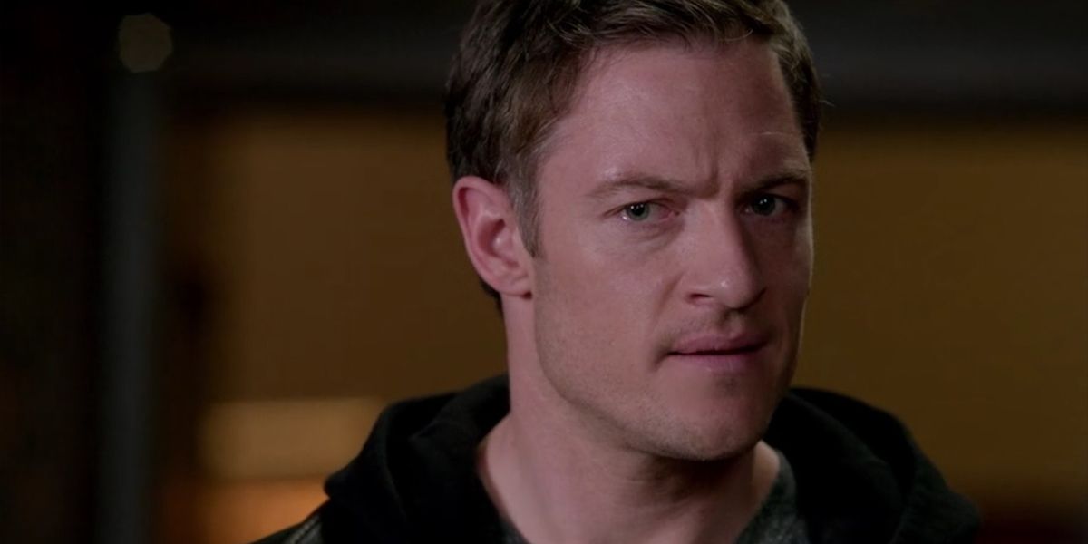 Gadreel answers Deans prayers and offers to help heal Sam in Supernatural