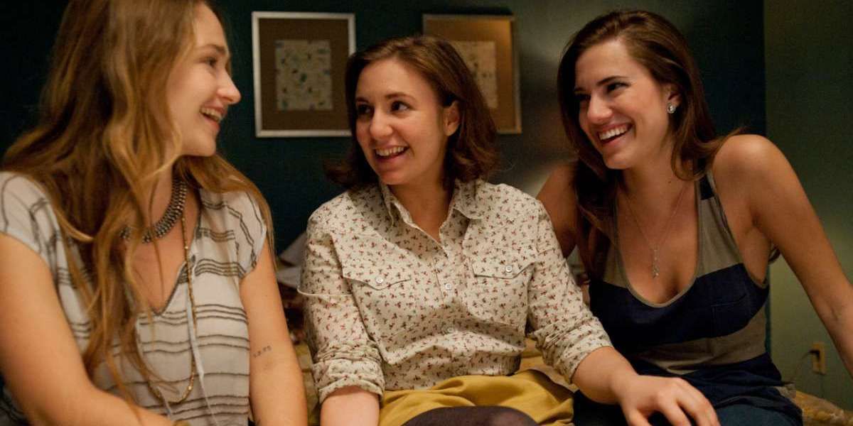 Jessa, Hannah, and Marnie in the Pilot episode