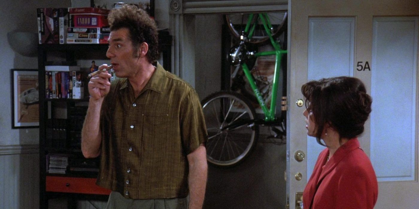 Elaine and Kramer in Jerry's apartment on Seinfeld