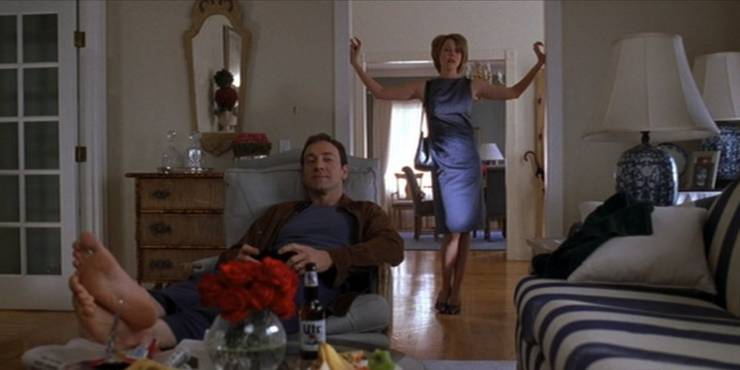 It S Just A Couch 10 Behind The Scenes Facts About American Beauty