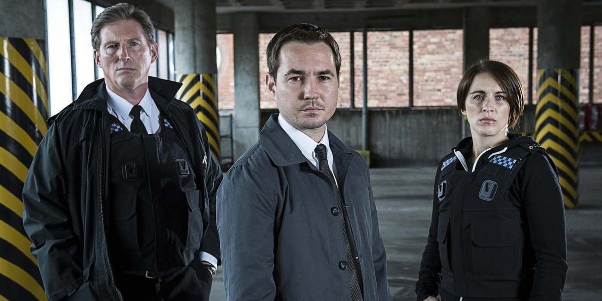 Cast of Line Of Duty posing for promo photo